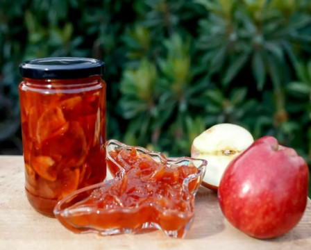 Ready-made apple jam from Nazilköy – 460 grams