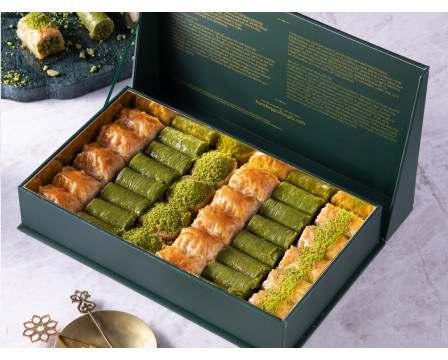 Mixed Baklava Sweets Gift Box 1 kg