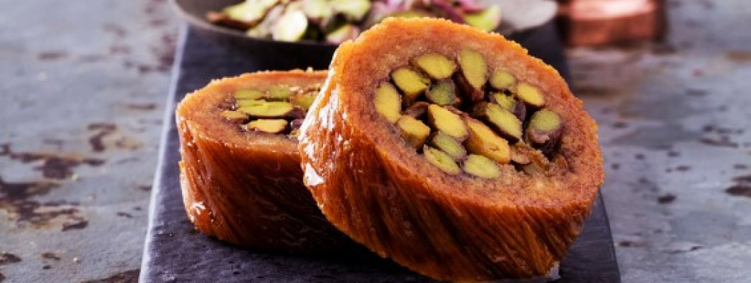 Turkish Burma Kadayif, The pearl of Turkish Sweets Turkish Burma Kadayif, The pearl of Turkish Sweets