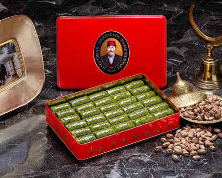 Pistachio Roll Baklava Gift Box 1.25kg